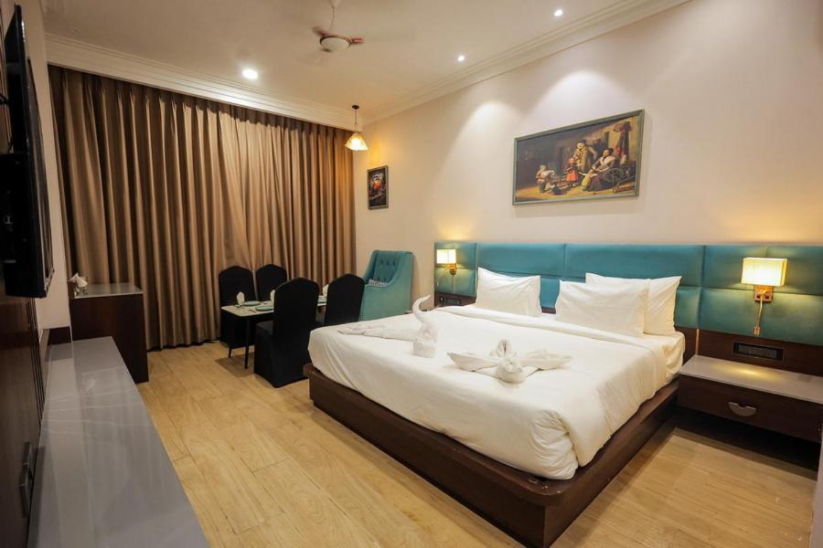 Hotel Midas Inn Mathura Kültér fotó